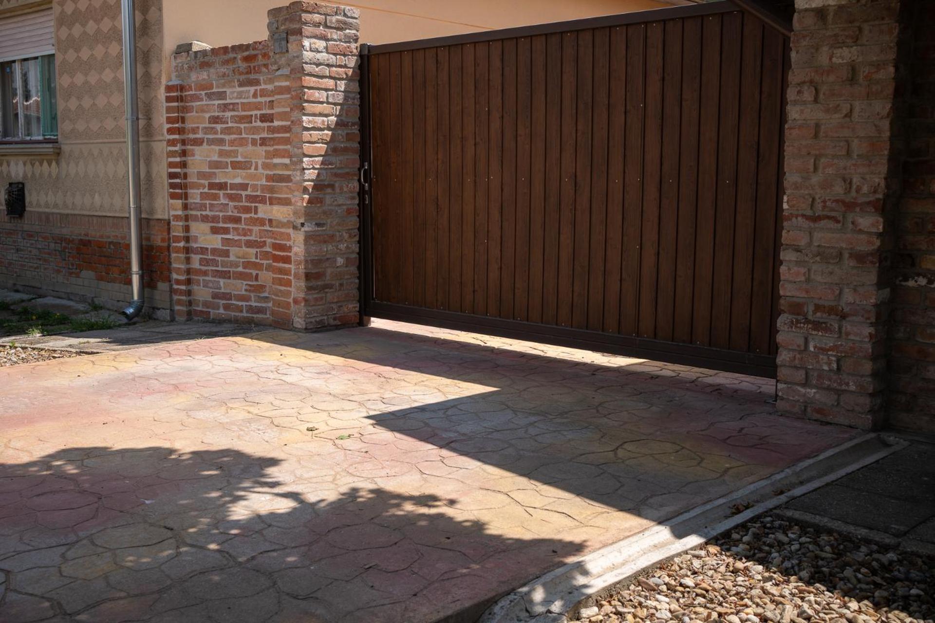 Holiday Apartmanhaz Gyula Luaran gambar