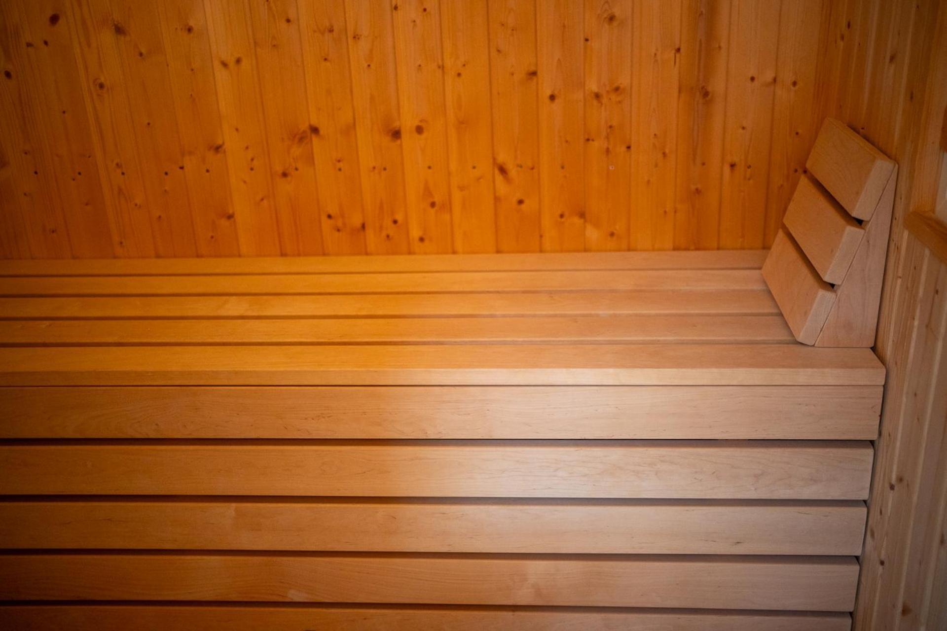 Holiday Apartmanhaz Gyula Luaran gambar