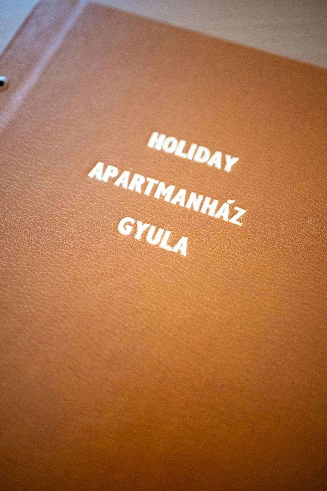 Holiday Apartmanhaz Gyula Luaran gambar